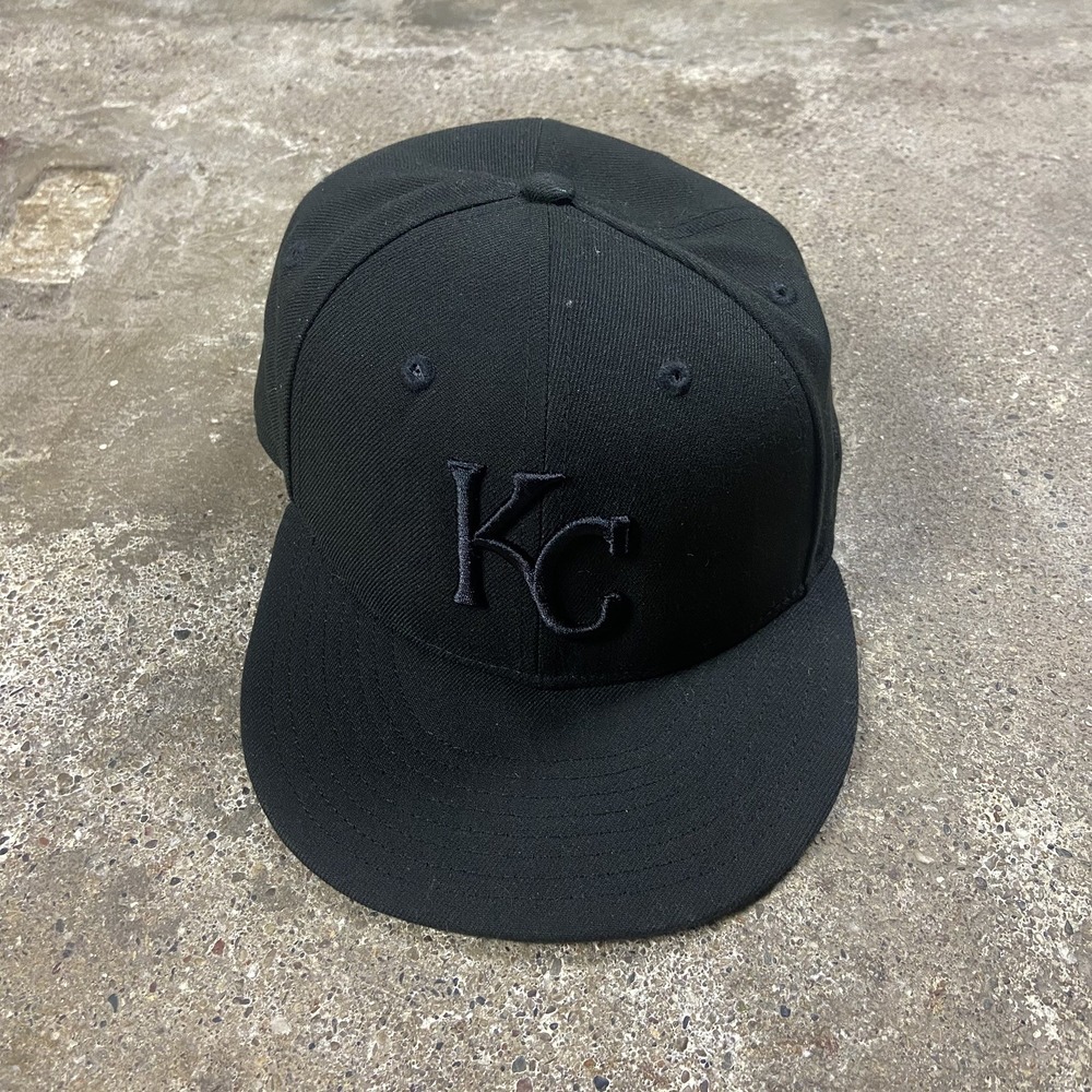 New Era 59FIFTY Kansas City Royals Fitted Cap Size 7 1/2 Black MLB Baseball Logo